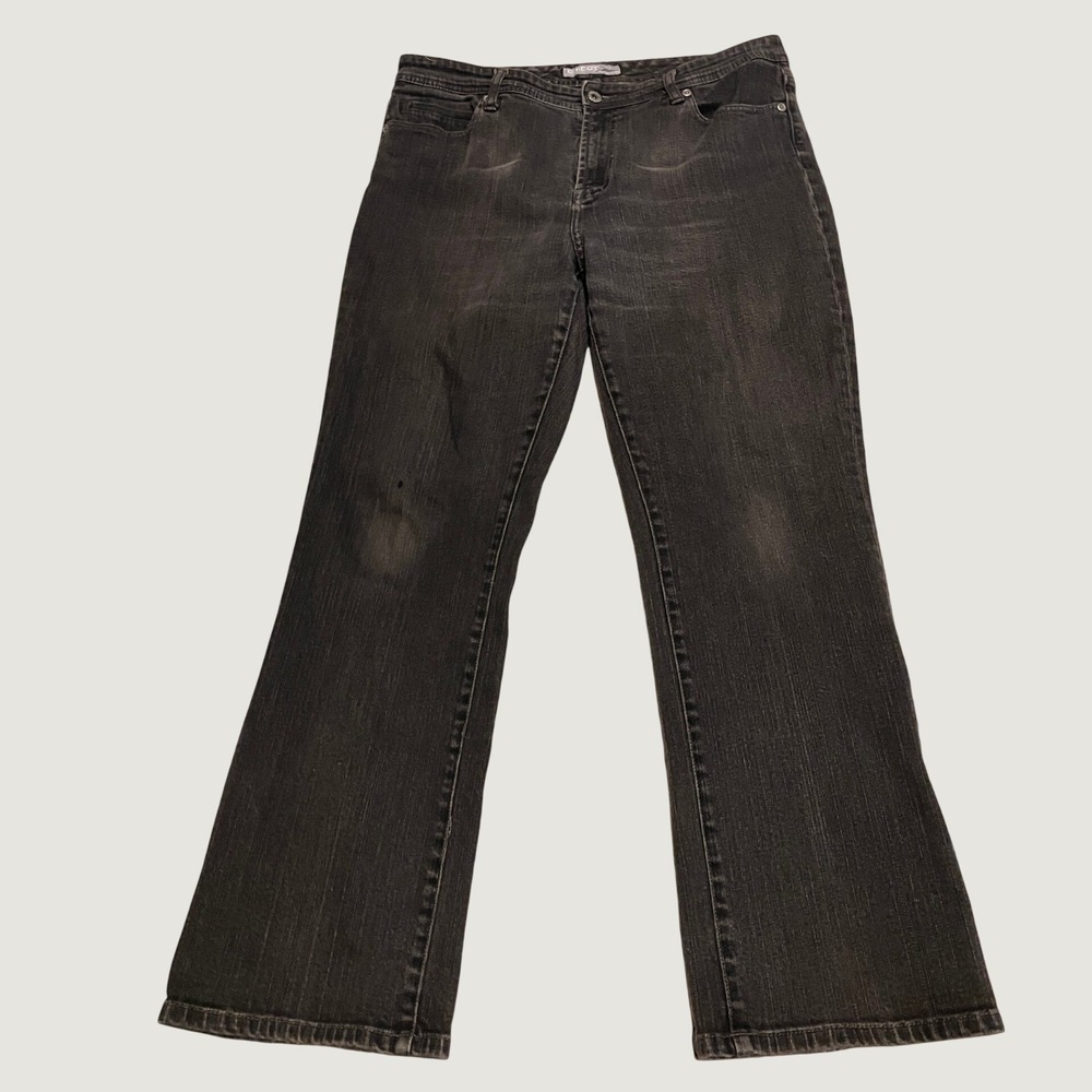 Chicos Platinum Bootcut Jeans Faded Black Mid Rise Stretch Size 1.5 Short
